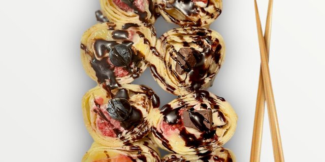 Sweet Sushi Crepe