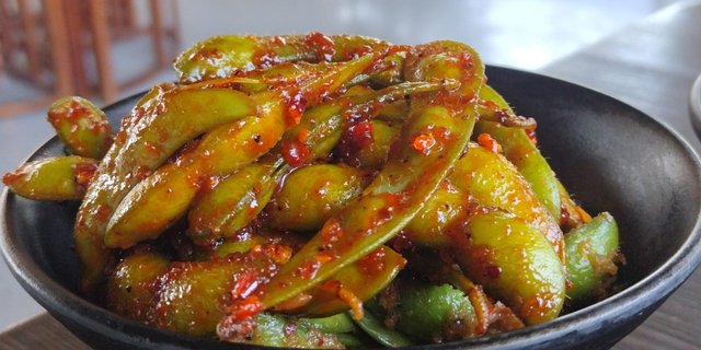 Gong Bao Edamame