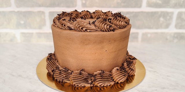Chocolate Fudge 6'' Cake