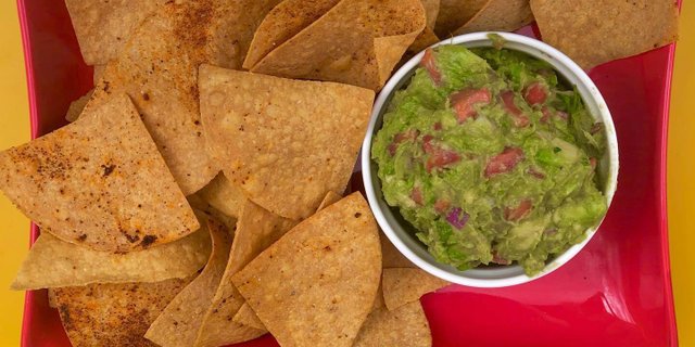 Chips & Guacamole