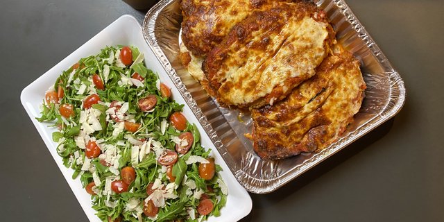 Chicken Parmigiana Tray