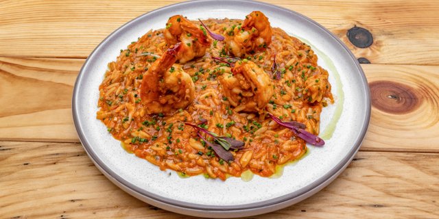 Shrimp Youvetsi