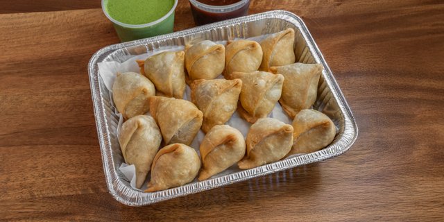 Aloo Samosas Tray