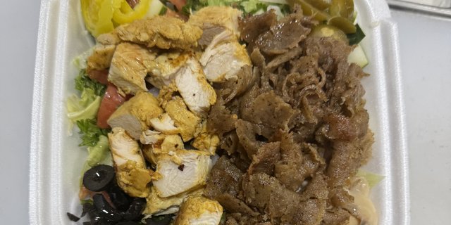 Mix Gyro & Chicken Salad