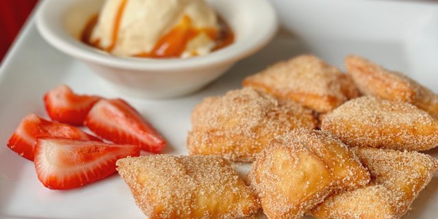 Dozen Sopapillas