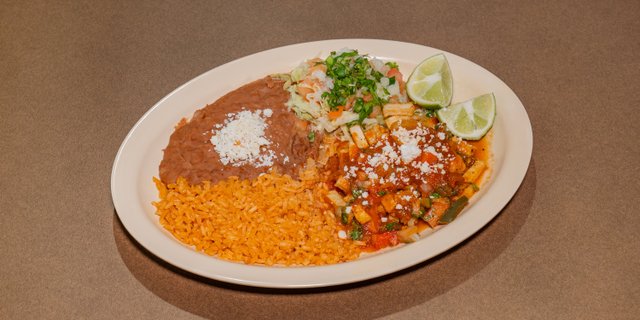 Pollo a La Mexicana Plate