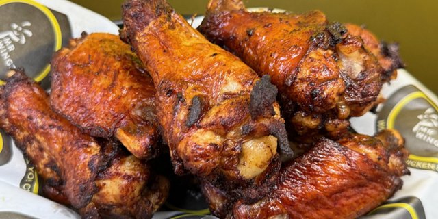 Mr. Wingz Signature Wings