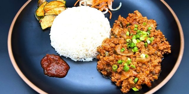 Gochujang Pork On Rice