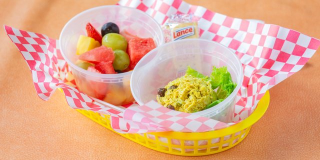 Scoop & Fruit