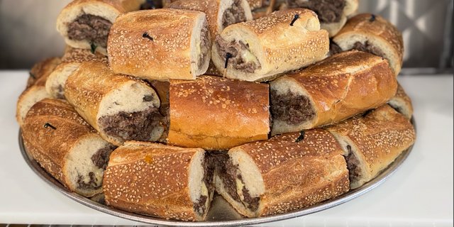 Ribeye Cheesesteak Tray