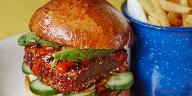 Spicy Big Eye Tuna Steak Burger