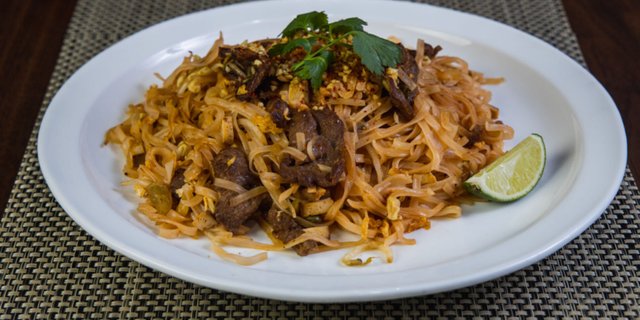 Flank Steak Pad Thai