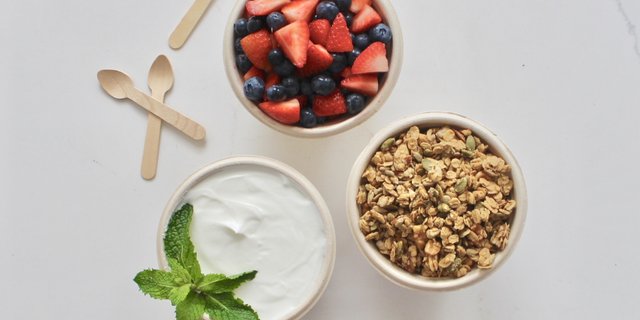 Granola Yogurt Parfait