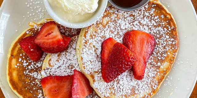 Lemon Ricotta Pancakes