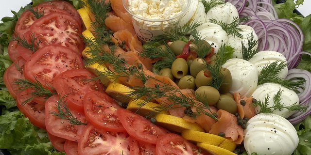 Trestoria New York Bagel & Lox Board