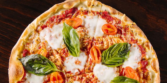 Gluten-Free Margherita Pizza