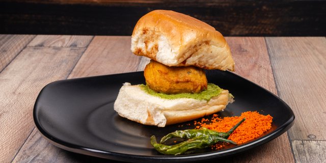 Vada Pav