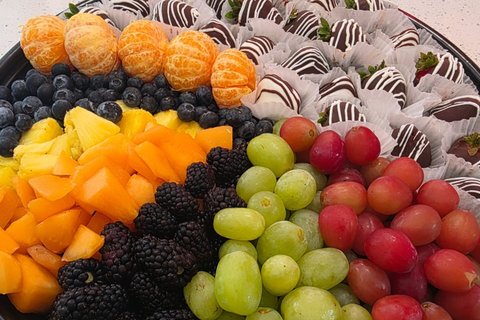 Fruit & Chocolate-Covered Strawberries Platter
