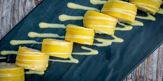 Mango Tango Roll