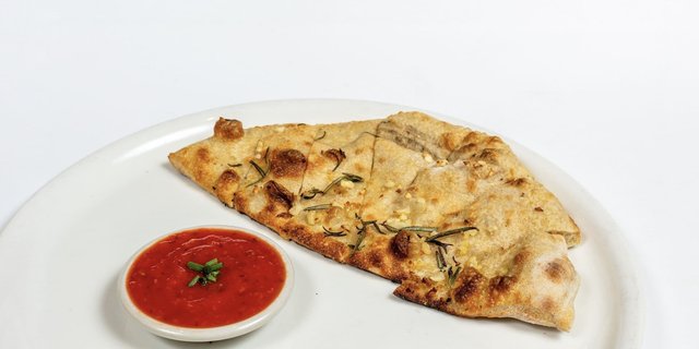 House Garlic Rosemary Bread