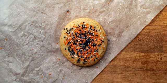 Dozen Spooky Sugar Cookie
