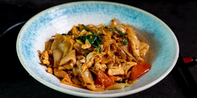 Drunken Noodle