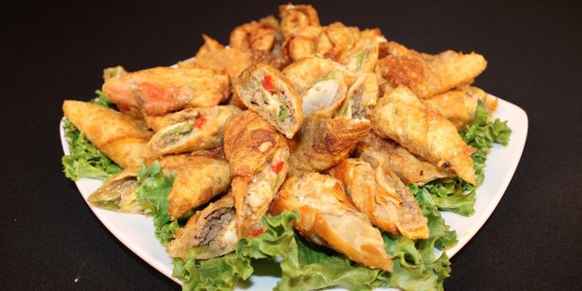 Cheesesteak Egg Rolls