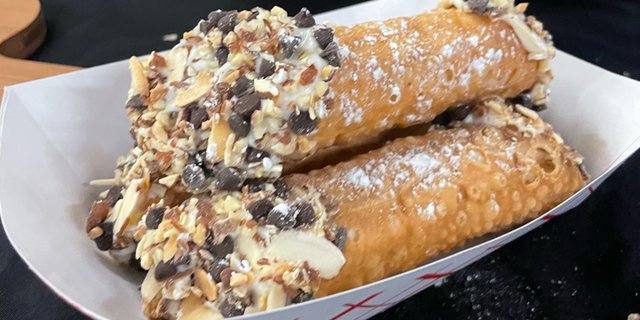 Cannoli Platter