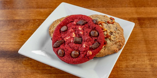 Large Cookies