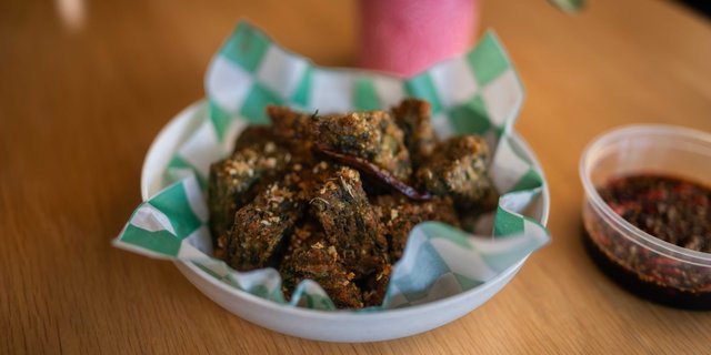 Crispy Chives Cake