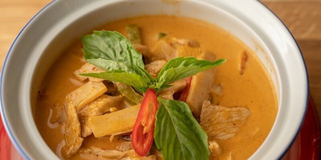 Red Curry Tray