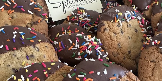 Chocolate Dipped Chocolate Chip Tray