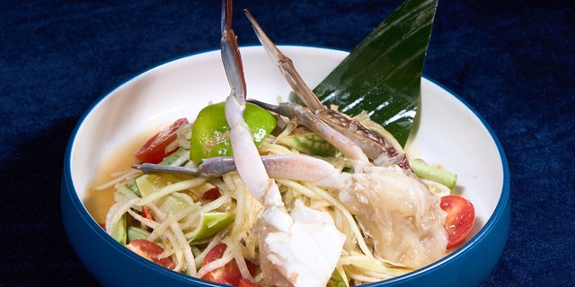 Papaya Salad w/ Crab