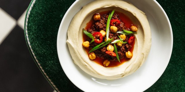 Spicy Lamb Ragu Hummus