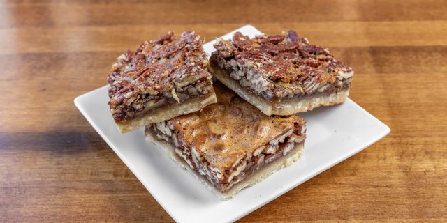 Large Bourbon Pecan Bar