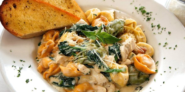Tri-Color Tortellini