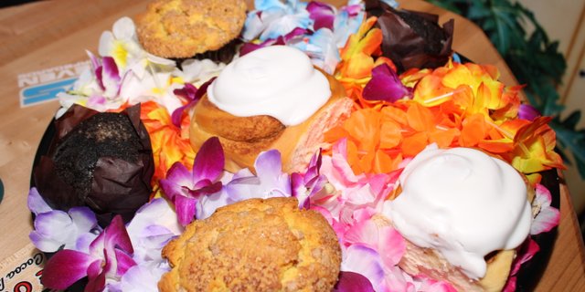 Tiki Pastry Platter
