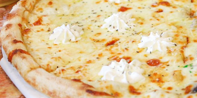 18" Amalfi Pizza