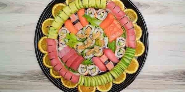 Dragon's Den Sushi Tray