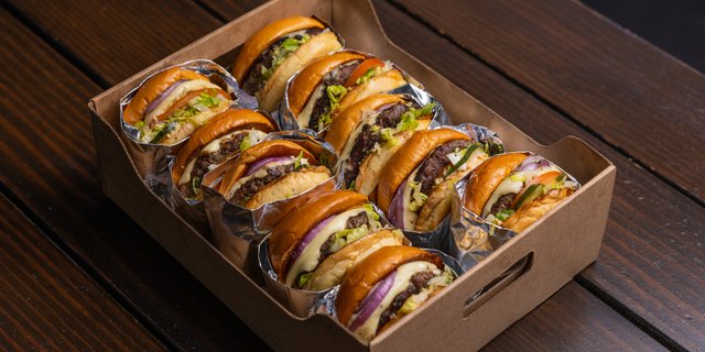 10 Eureka! American Burger Box