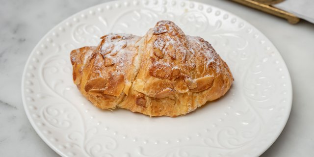 Almond Croissant