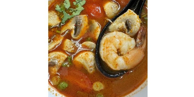 Tom Yum Soup (Sweet & sour soup)