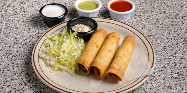 Flautas de Pollo Tray