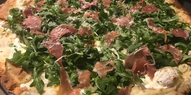 Arugula Bianca Pizza