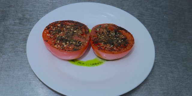 Moroccan-Spiced Grilled Tomatoes