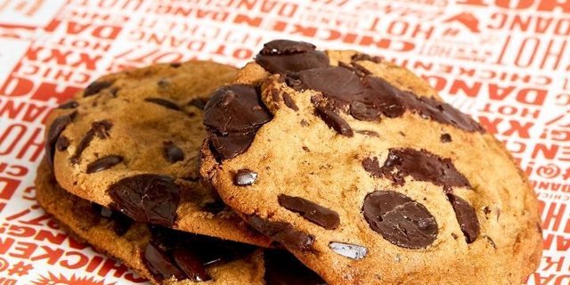 Chocolate Chip Cookie