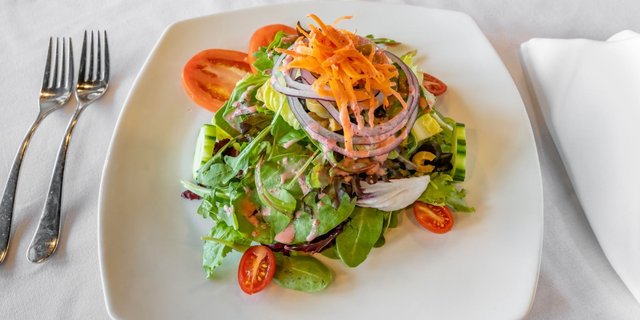 Mesclun Salad