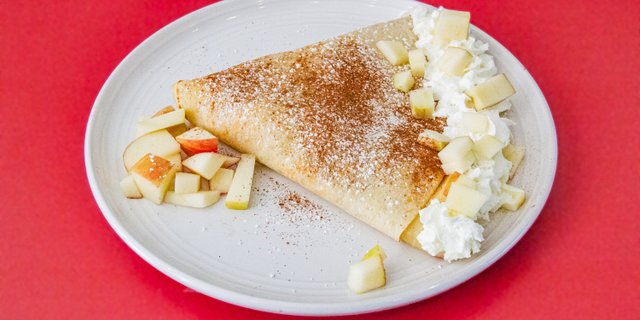Caramel & Apple Crepe