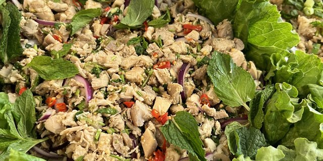 Chicken Laab Tray