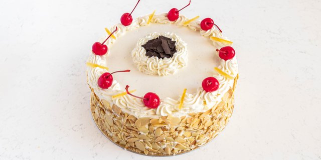 Italian Rum Cake